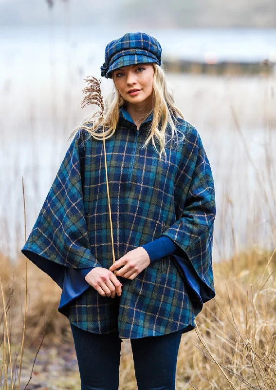 Women's Cloak for Casual Chic-Mucros Half Zip Poncho | Navy Green Check