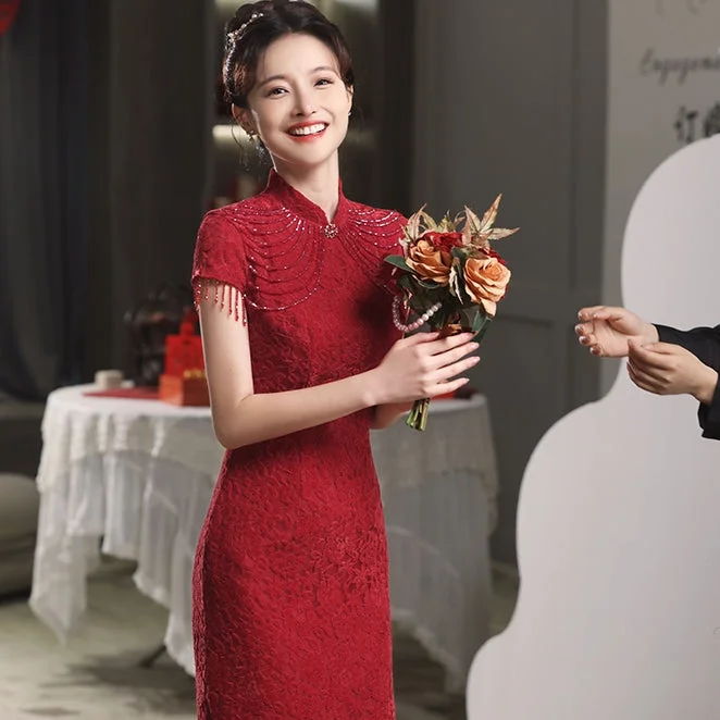 Long Sleeve Cheongsam for Winter -Cap Sleeve Floral Lace Cheongsam Toasting Dress Wedding Gown Long Sleeve Cheongsam for Winter -Cap Sleeve Floral Lace Cheongsam Toasting Dress Wedding Gown