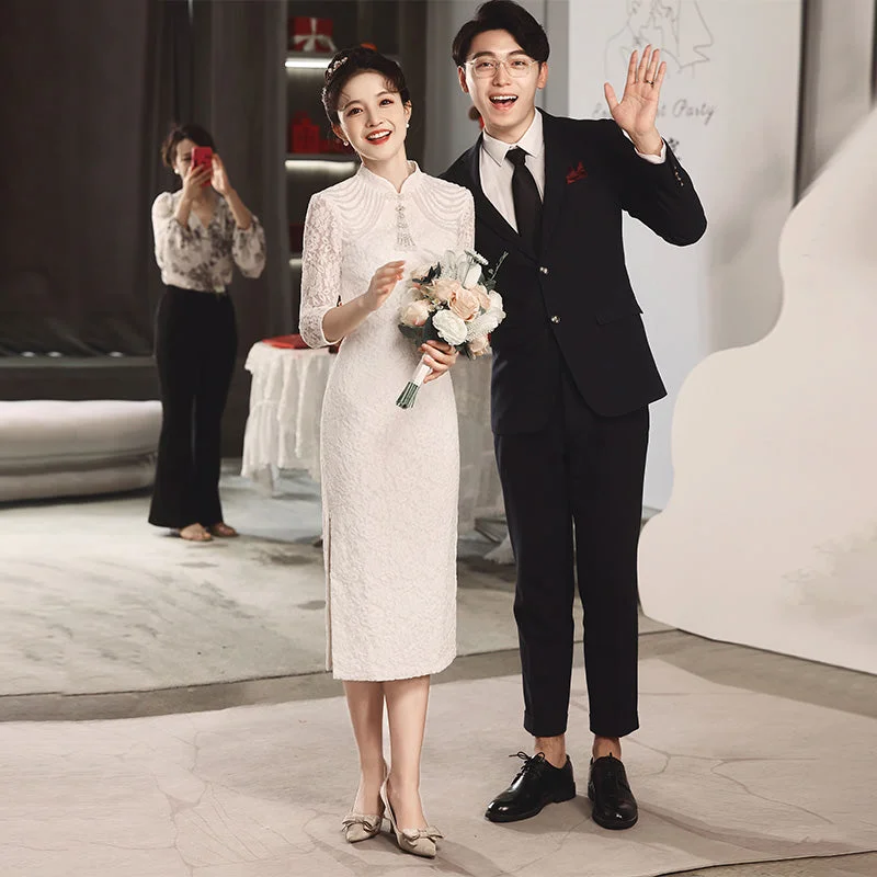 Plus-Size Cheongsam Dresses -Long Sleeve Floral Lace Cheongsam Toasting Dress Wedding Gown Plus-Size Cheongsam Dresses -Long Sleeve Floral Lace Cheongsam Toasting Dress Wedding Gown