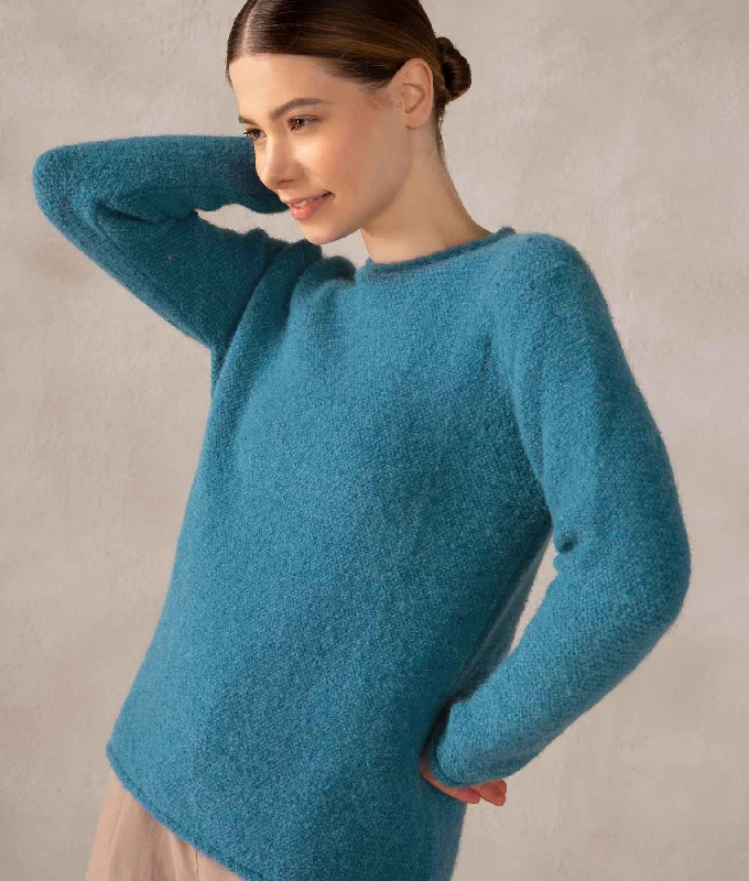 Women's Sweater with Striking Design-Alpaca Blend Basic Soft Sweater
