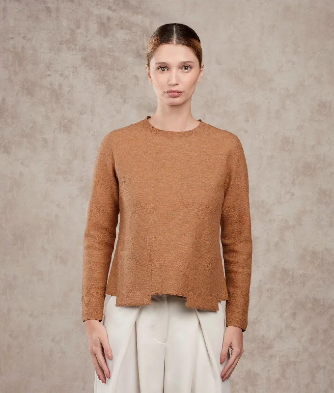 Women's Sweater for Cold Mornings-Bw Crew Neck Sweater With Pockets