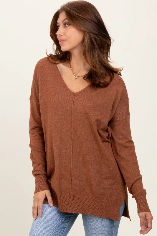 Women's Cashmere Sweater-Camel Front Seam V-Neck Side Slit Sweater
