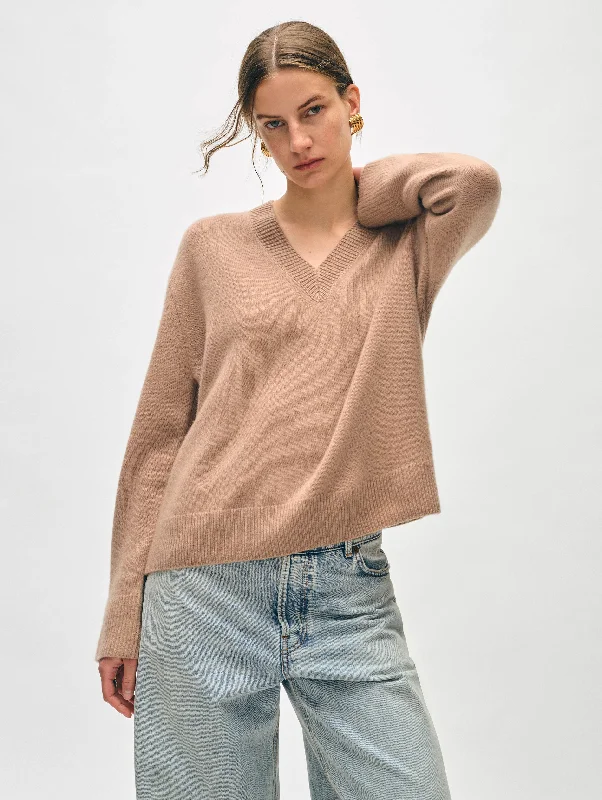 Women's Sweater for Winter Holidays-Cashmere Relaxed V Neck