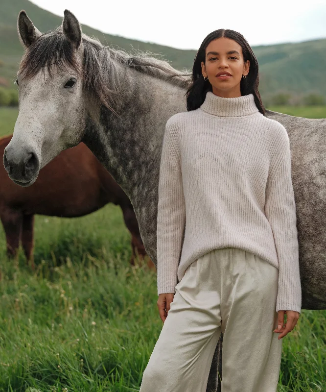 Women's Sweater for Cozy Winter Days-Cashmere Turtleneck