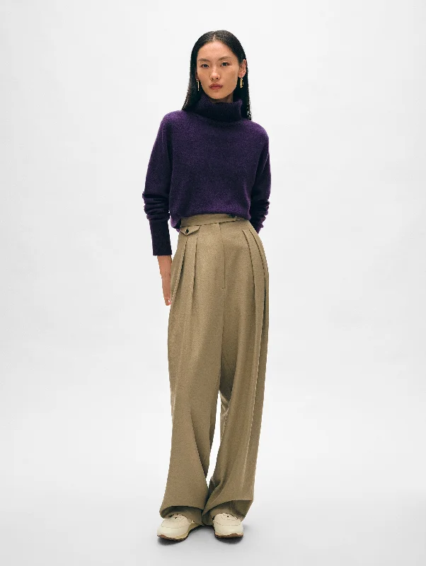 Women's Sweater for Effortless Layering-Cashmere Turtleneck