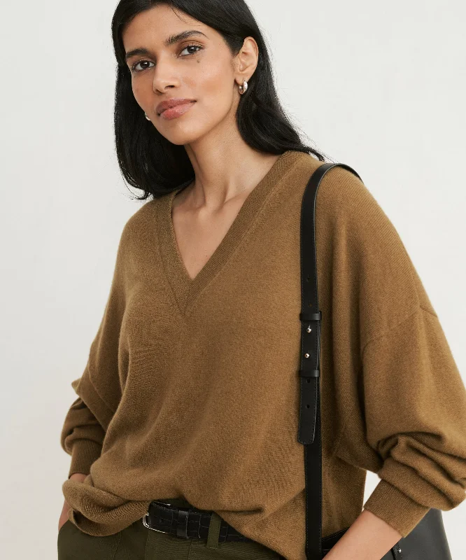 Women's Sweater for Luxurious Comfort-Charlie V-Neck Sweater
