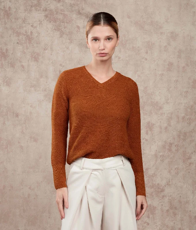 Women's Sweater for All-season Comfort-Links Basic Vee Sweater