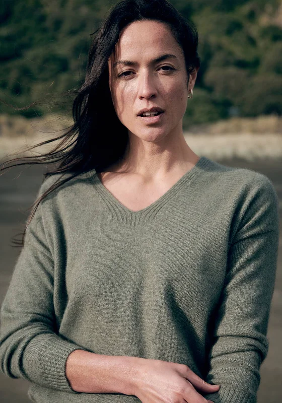 Women's Sweater with Subtle Knit-Relax V Sweater