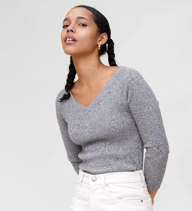 Women's Sweater for Cold Winter Days-The Ribbed Subtle V-Neck Sweater