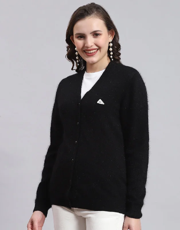 Women's Sweater with Vintage Look-Women Black Solid V Neck Full Sleeve Sweater