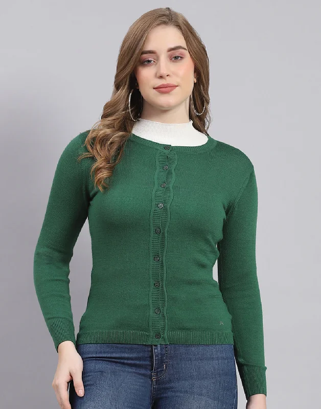 Women's Sweater with Cute Patterns-Women Green Solid Round Neck Full Sleeve Sweater