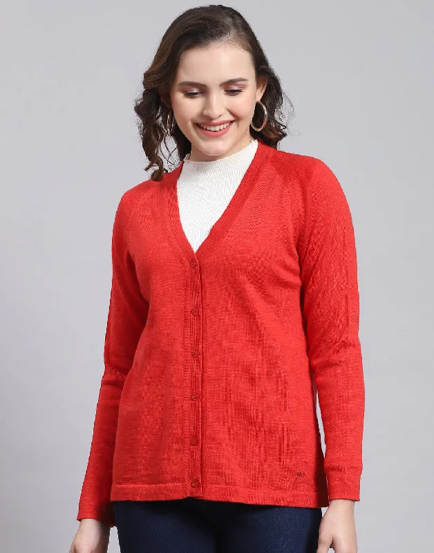 Women's Sweater for Long-lasting Wear-Women Red Solid V Neck Full Sleeve Sweater