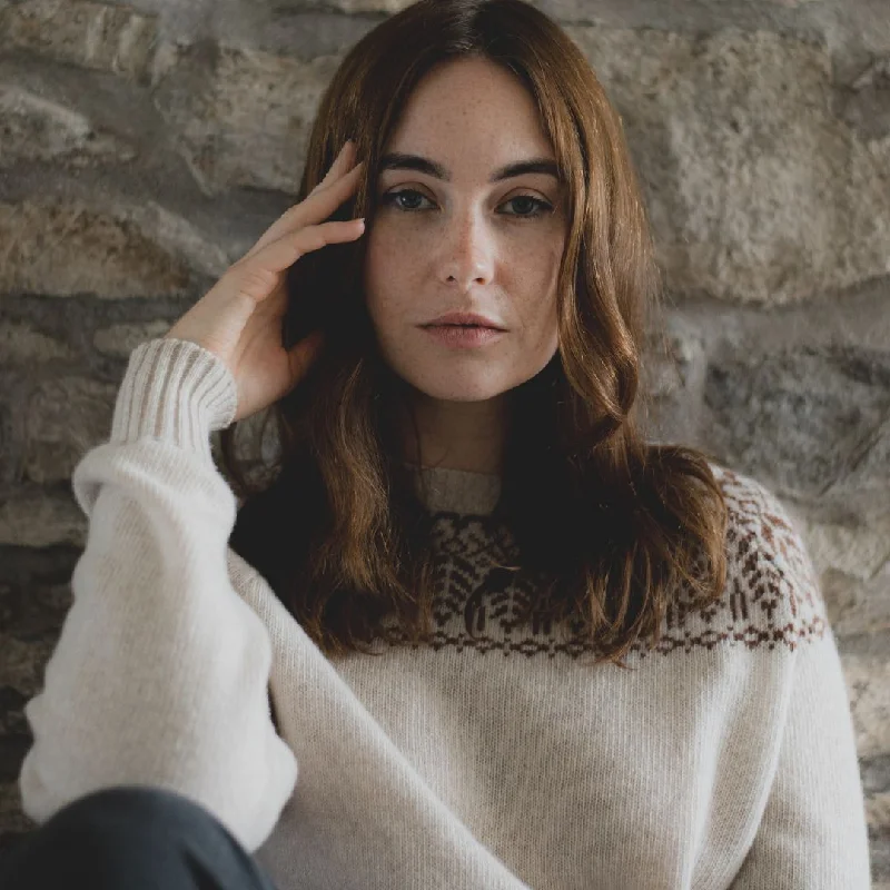 Women's Sweater with Stylish Edges-Women's Lightweight Fairisle Sweater
