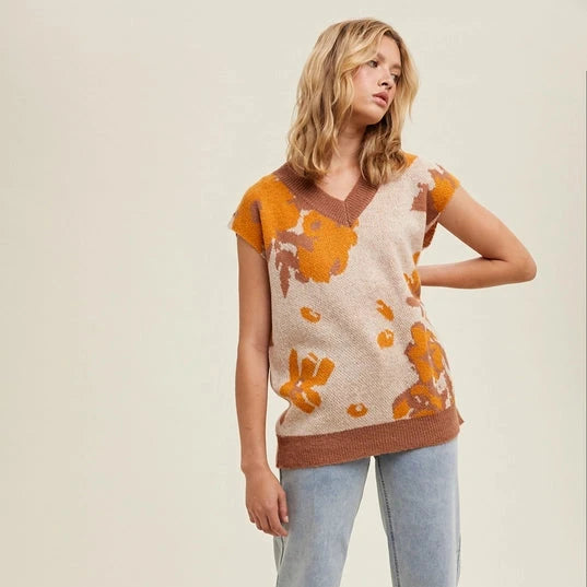 Women's Chunky Knit Sleeveless Vests Sweater-Women's Floral Watercolor Jacquard Sweater Vest in Taupe Clay