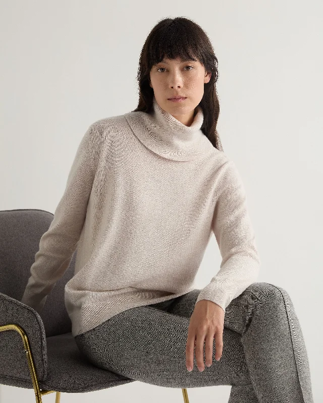 Women's Sweater for Ultimate Comfort-Women's Loose Turtle Neck Cashmere Sweater Frost White