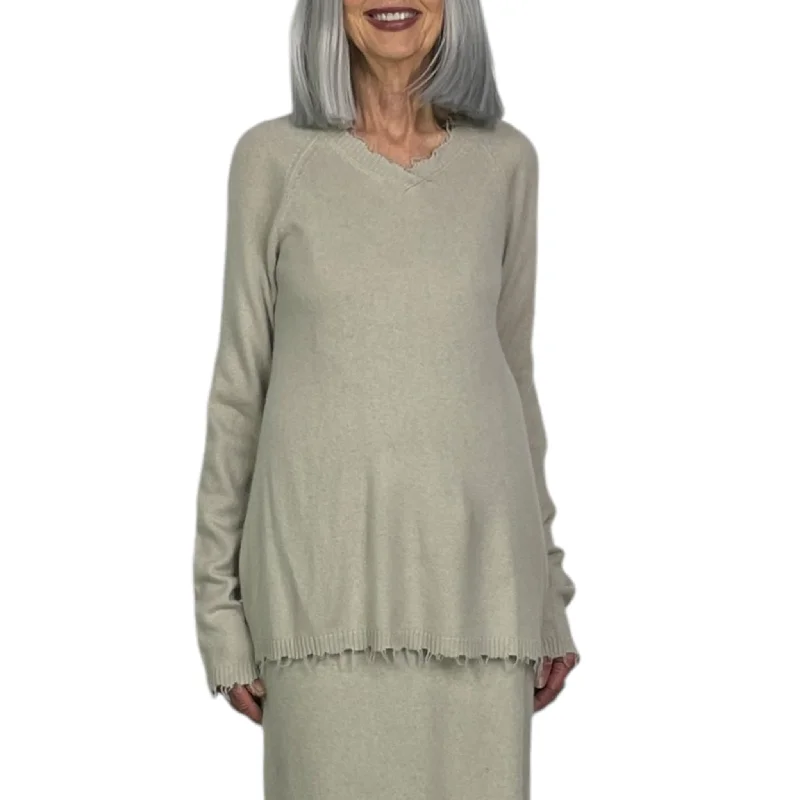 Women's Pullovers Sweater for Cozy Evenings-V-NECK PULLOVER SWEATER