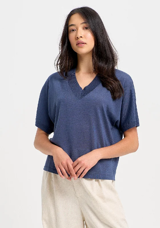 Women's Plain Short Sleeve T-shirt for Layering -Camille V Tee