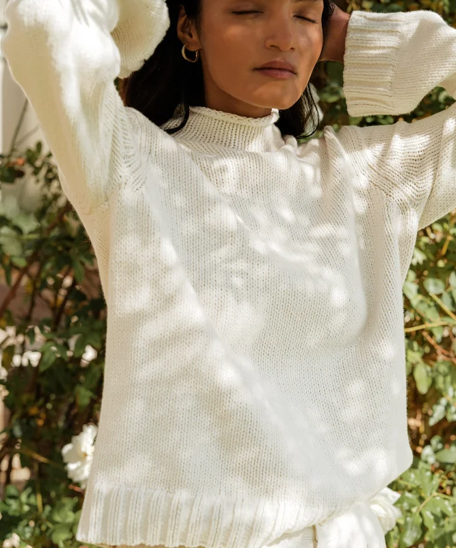 Women's Pullovers Sweater for Winter Warmth-Classic Mockneck Pullover