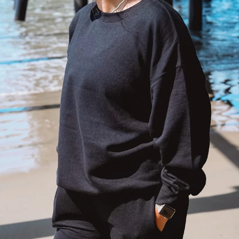 Women's Sweatshirts with Animal Motif -Cozy Day’s Crew Neck Oversized Sweatshirt Black