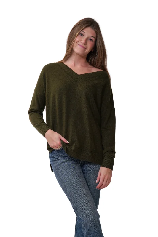 Women's Cozy Pullover Sweater for Cold Days-Marina Double V Pullover