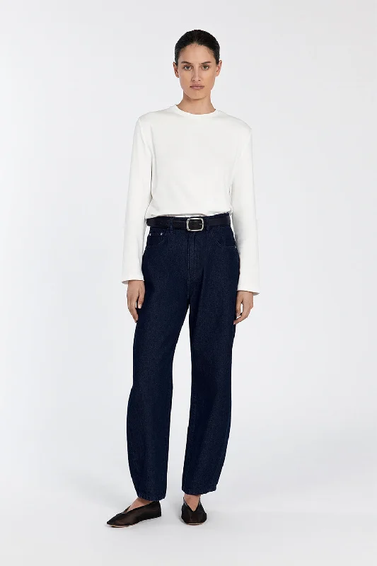 Women's Minimalist Long Sleeve Tee for Everyday Style -SIGNATURE OFF WHITE LONG SLEEVE TEE Women's Minimalist Long Sleeve Tee for Everyday Style -SIGNATURE OFF WHITE LONG SLEEVE TEE