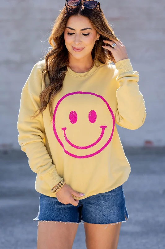 Women's Sweatshirts for Outdoor Adventures -Smiley Face Graphic Crewneck