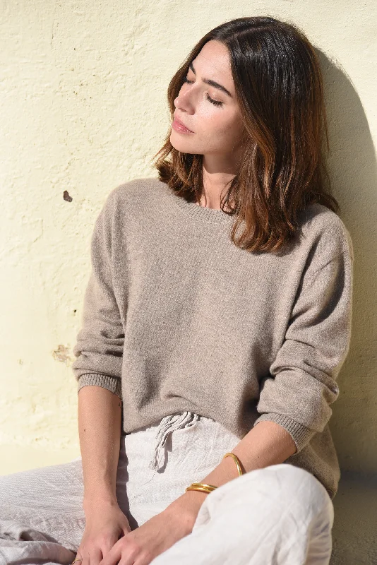 Knit Tops for Fall Fashion-The Cashmere Cove Crew Neck // Rye