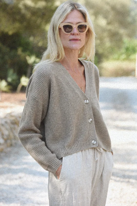 Women's Knit Sweater for Layering -The Cashmere Muma Cropped Cardigan // Rye