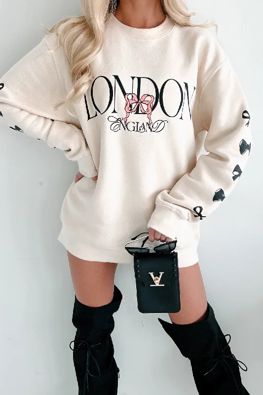 Women's Sweatshirts for Travel-Friendly Fashion -The London Life Graphic Sweatshirt (Ivory)