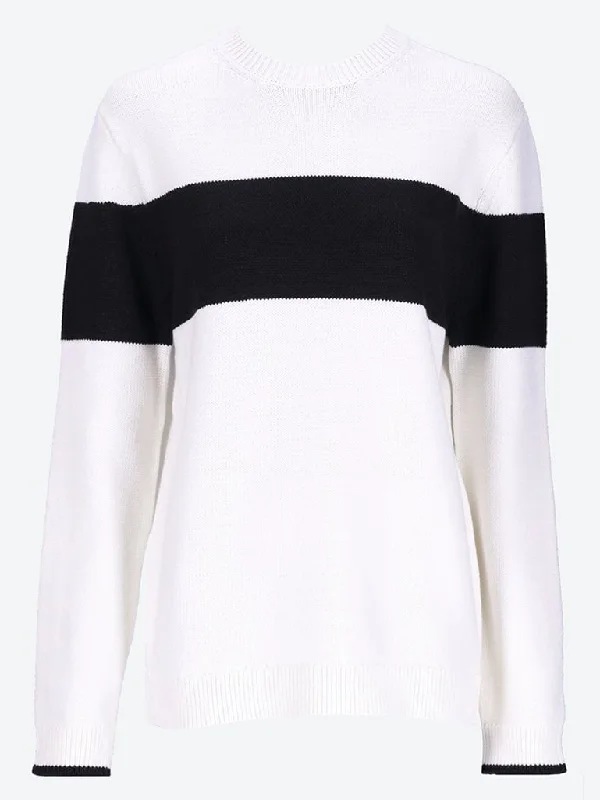 Knit Tops with Sleek Design-Contrast-stripe knit