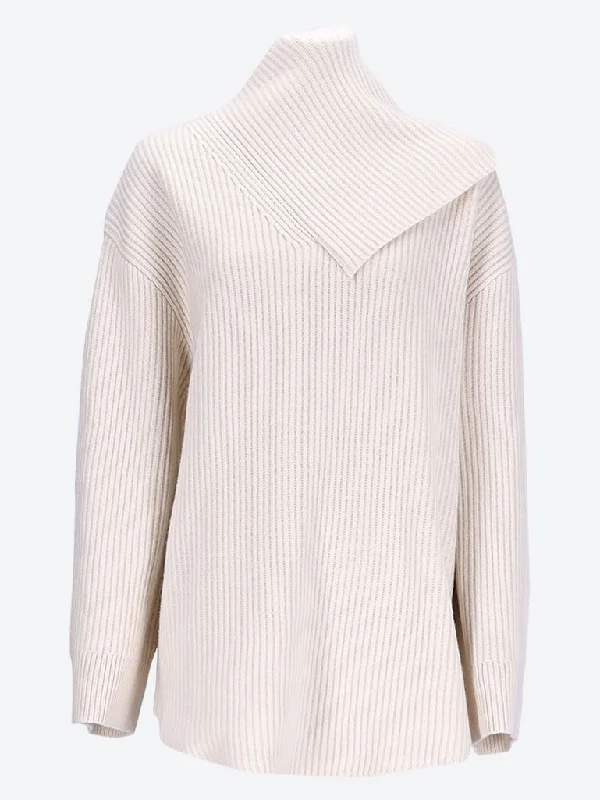 Classic Women's Knit Sweater -Long knit turtleneck