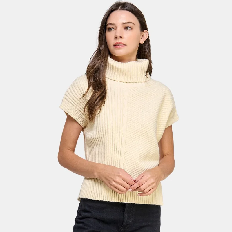Knit Tops with Colorful Sleeves-Turtleneck Sweater Vest (Cream)
