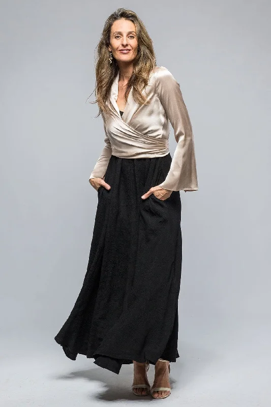 Women's Cropped T-shirts and Blouses -Frontward Wrap Blouse In Bone