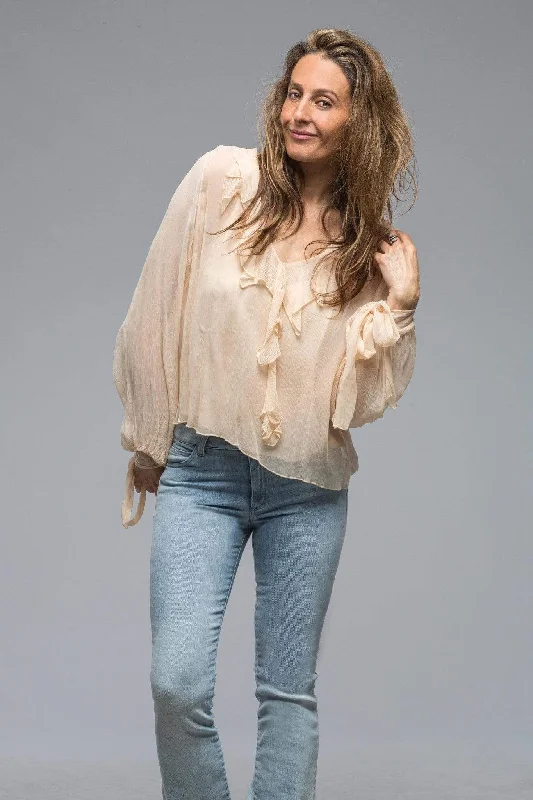 Women's Crewneck Shirts -Swing Blouse In Nude Chiffon