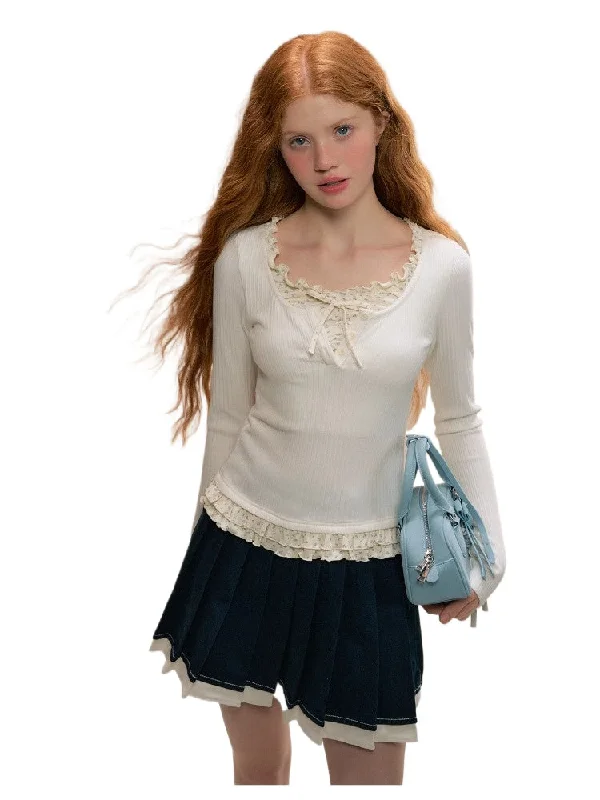 Women's Long Sleeve T-shirt for Versatile Outfits -Navy Blue & Cream Floral Knit Long Sleeve Tee