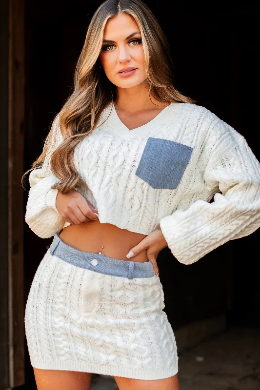Women's Sweater Set for Day-to-Night Look -Definitely Not Average Denim Contrast Sweater Knit Two-Piece Set (Off White) Women's Sweater Set for Day-to-Night Look -Definitely Not Average Denim Contrast Sweater Knit Two-Piece Set (Off White)