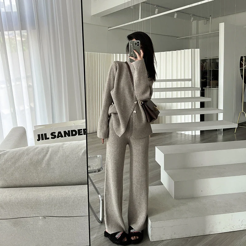 Women's Sweater Set with Loose Fit -Half-turtle collar knitted sweater wide-leg pants two-piece set for women autumn and winter 2023 new casual petite suit Women's Sweater Set with Loose Fit -Half-turtle collar knitted sweater wide-leg pants two-piece set for women autumn and winter 2023 new casual petite suit