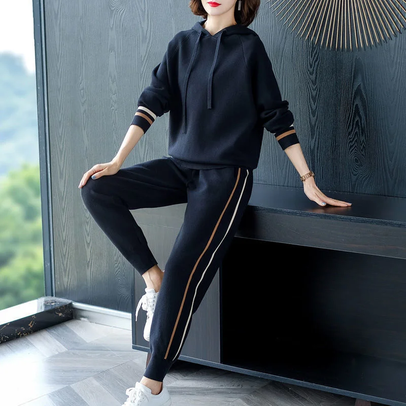 Women's Sweater Set with Knit Skirt -Style Loose Slim Temperament Fashion Hooded Sweatshirt Casual Two-piece Set for Women Women's Sweater Set with Knit Skirt -Style Loose Slim Temperament Fashion Hooded Sweatshirt Casual Two-piece Set for Women