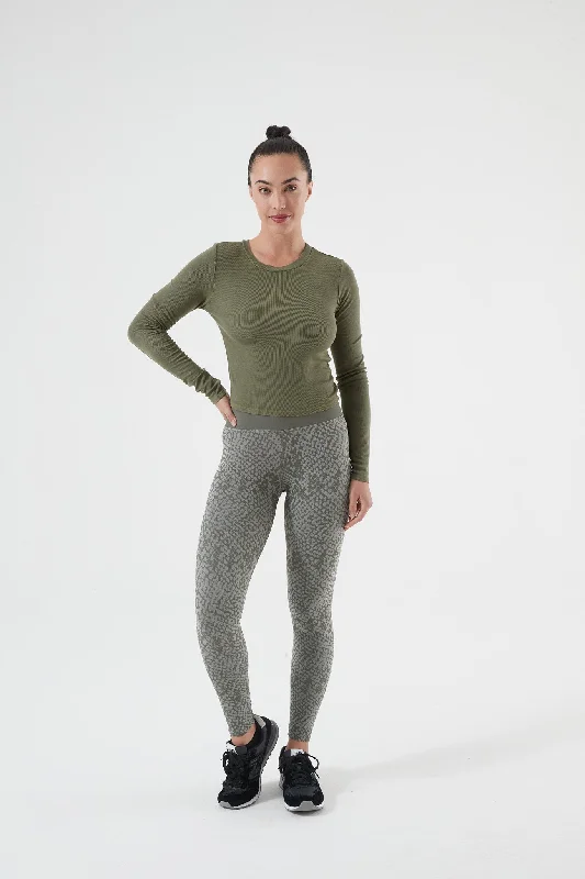 Women's All-season Long Sleeve T-shirt for Easy Wear -Acacia Twist Back Long Sleeve