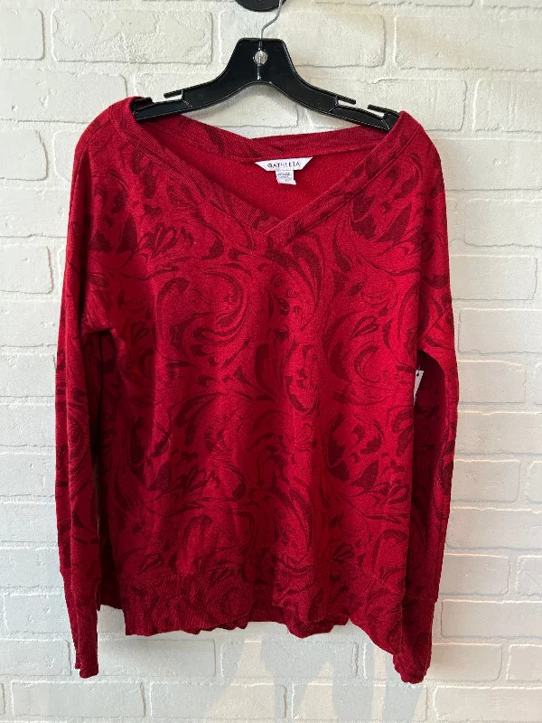 Women's Fun and Graphic Long Sleeve T-shirt -Athletic Top Long Sleeve Crewneck By Athleta In Red, Size: Xs Women's Fun and Graphic Long Sleeve T-shirt -Athletic Top Long Sleeve Crewneck By Athleta In Red, Size: Xs