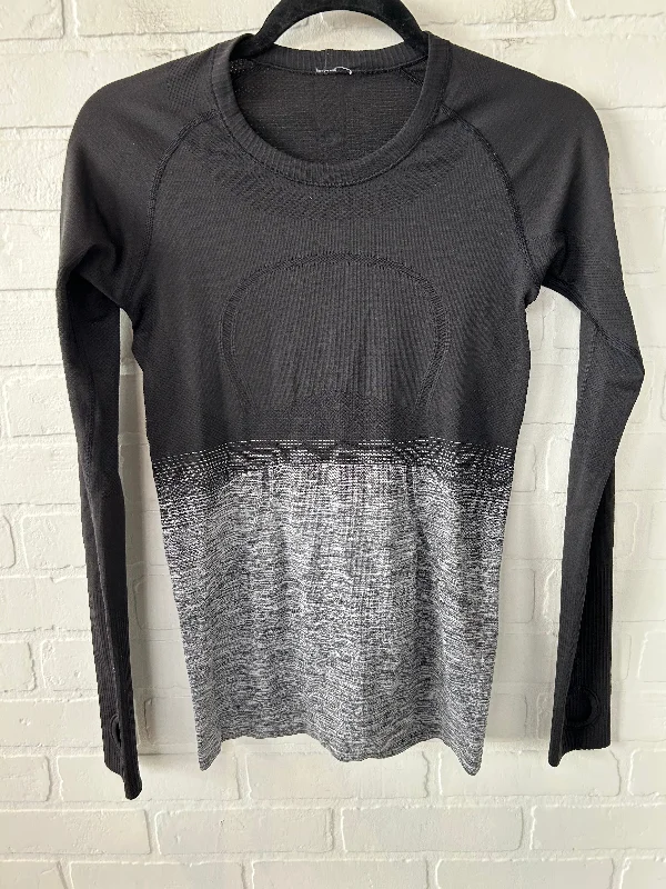 Women's Long Sleeve T-shirt for Lounge -Athletic Top Long Sleeve Crewneck By Lululemon In Black & Grey, Size: S Women's Long Sleeve T-shirt for Lounge -Athletic Top Long Sleeve Crewneck By Lululemon In Black & Grey, Size: S