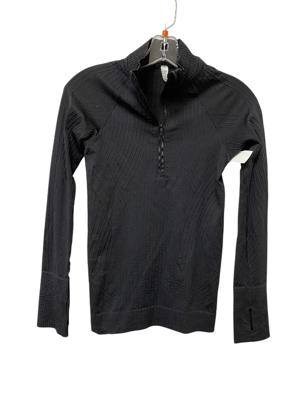 Women's Stretch Long Sleeve T-shirt -Athletic Top Long Sleeve Crewneck By Lululemon In Black, Size: 2 Women's Stretch Long Sleeve T-shirt -Athletic Top Long Sleeve Crewneck By Lululemon In Black, Size: 2
