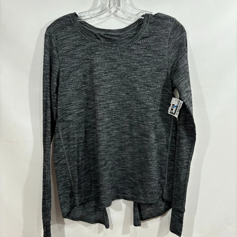 Women's Crewneck Long Sleeve T-shirt -Athletic Top Long Sleeve Crewneck By Lululemon In Grey, Size: 8 Women's Crewneck Long Sleeve T-shirt -Athletic Top Long Sleeve Crewneck By Lululemon In Grey, Size: 8