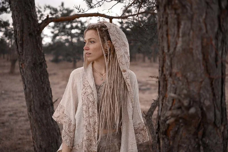 Silk Kimono-AYAWA Hooded Womens Kimono Beige Cream Cape Poncho Shipibo Sacred Patterns Ceremony Ritual Shaman Tribal Shawl Viking Festival Wrap AJJAYA Silk Kimono-AYAWA Hooded Womens Kimono Beige Cream Cape Poncho Shipibo Sacred Patterns Ceremony Ritual Shaman Tribal Shawl Viking Festival Wrap AJJAYA