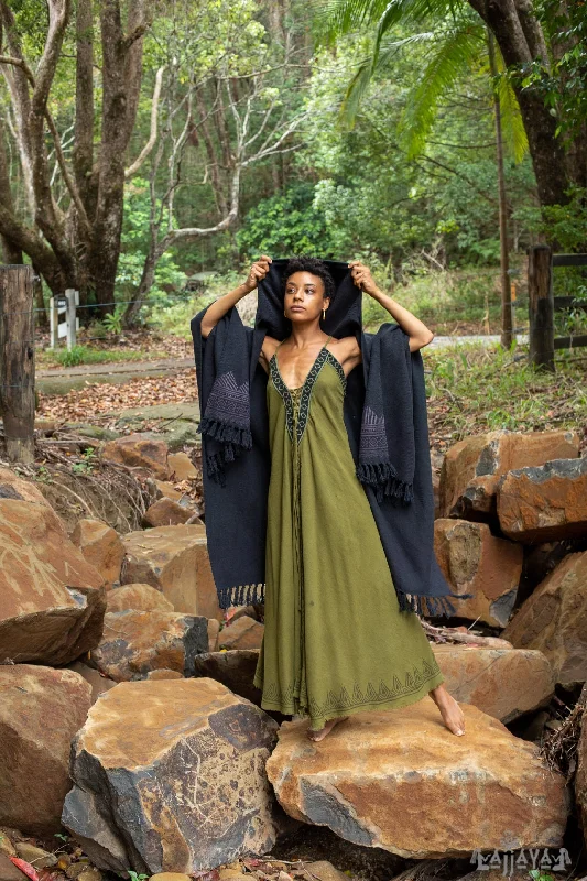 Kimono with Belt-Black ANAGAMI Hooded Kimono Cape Poncho Robe Block Printed Natural Dyed Ceremony Ritual Shaman Tribal Alchemy Sacred Shawl Wrap Rave AJJAYA Kimono with Belt-Black ANAGAMI Hooded Kimono Cape Poncho Robe Block Printed Natural Dyed Ceremony Ritual Shaman Tribal Alchemy Sacred Shawl Wrap Rave AJJAYA