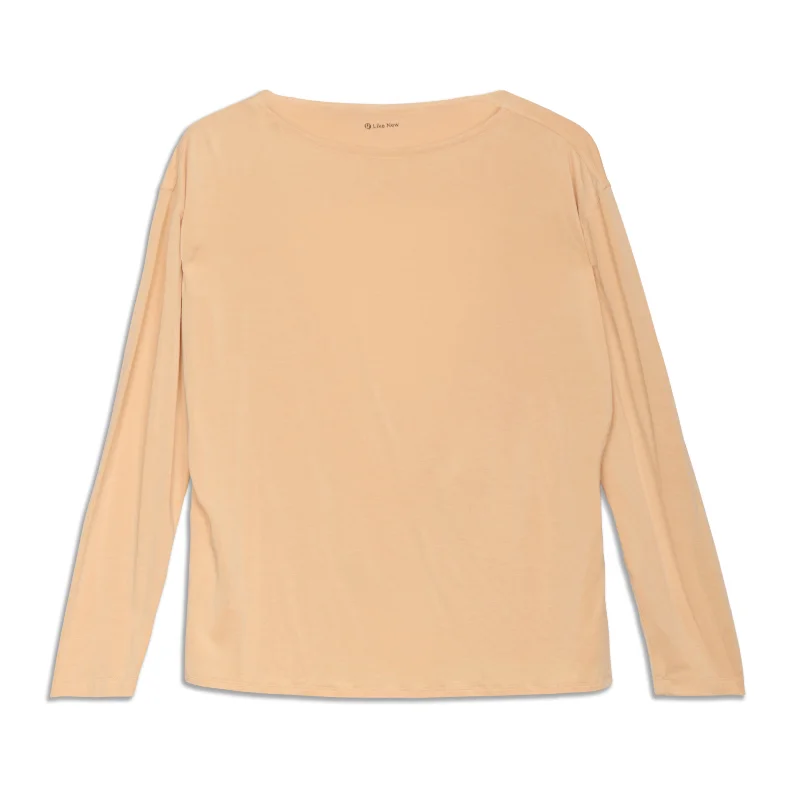 Women's Short Long Sleeve T-shirt --Blend Open-Back Long Sleeve Shirt - Resale
