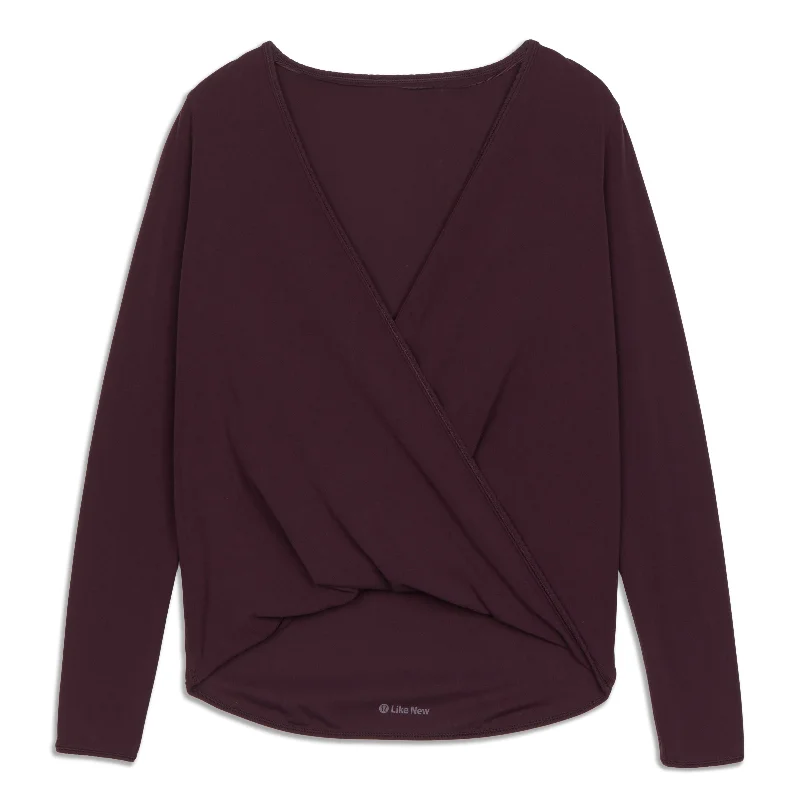 Women's Comfortable Long Sleeve T-shirt for Gym -Full Freedom Long Sleeve Shirt - Resale Women's Comfortable Long Sleeve T-shirt for Gym -Full Freedom Long Sleeve Shirt - Resale