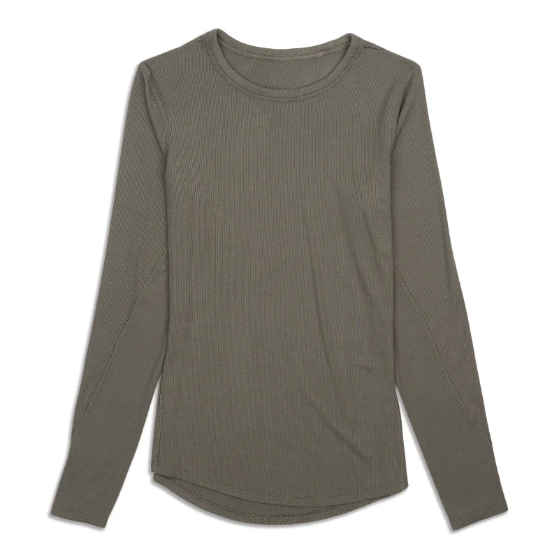 Women's Stylish Long Sleeve T-shirt with Sleeve Details -Hold Tight Long Sleeve Shirt - Resale Women's Stylish Long Sleeve T-shirt with Sleeve Details -Hold Tight Long Sleeve Shirt - Resale