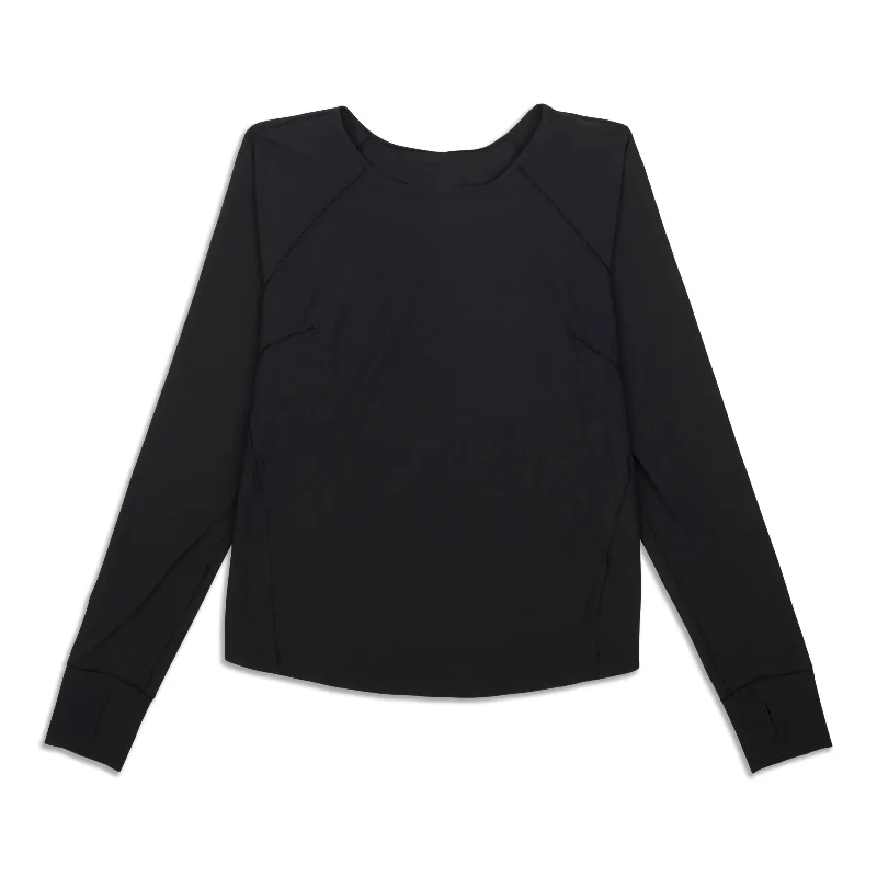 Women's Streetwear Long Sleeve T-shirt -Lightweight Stretch Running Long Sleeve Shirt - Resale Women's Streetwear Long Sleeve T-shirt -Lightweight Stretch Running Long Sleeve Shirt - Resale