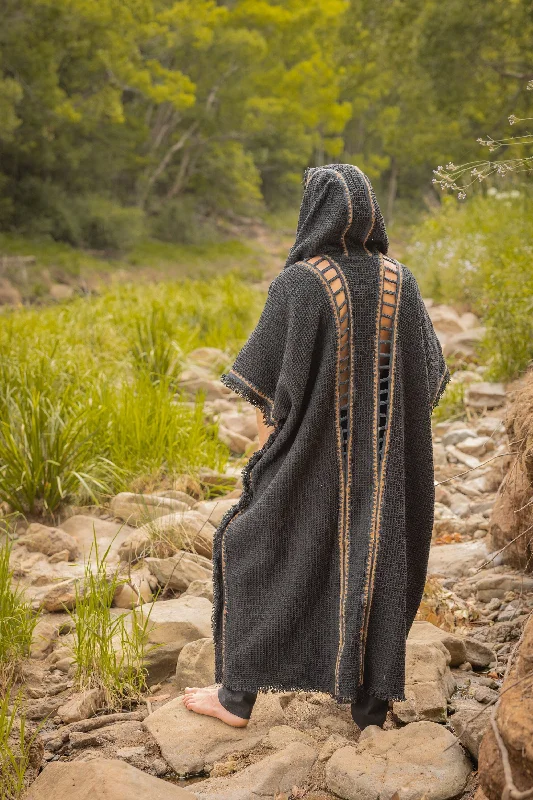 Japanese Kimono-MAGOS WIZARD Long Black Raven Mens Hooded Kimono Vest Tribal Ritual Ceremony Gypsy Festival Magic Ritual Primitive Rave Boho Earthy AJJAYA Japanese Kimono-MAGOS WIZARD Long Black Raven Mens Hooded Kimono Vest Tribal Ritual Ceremony Gypsy Festival Magic Ritual Primitive Rave Boho Earthy AJJAYA
